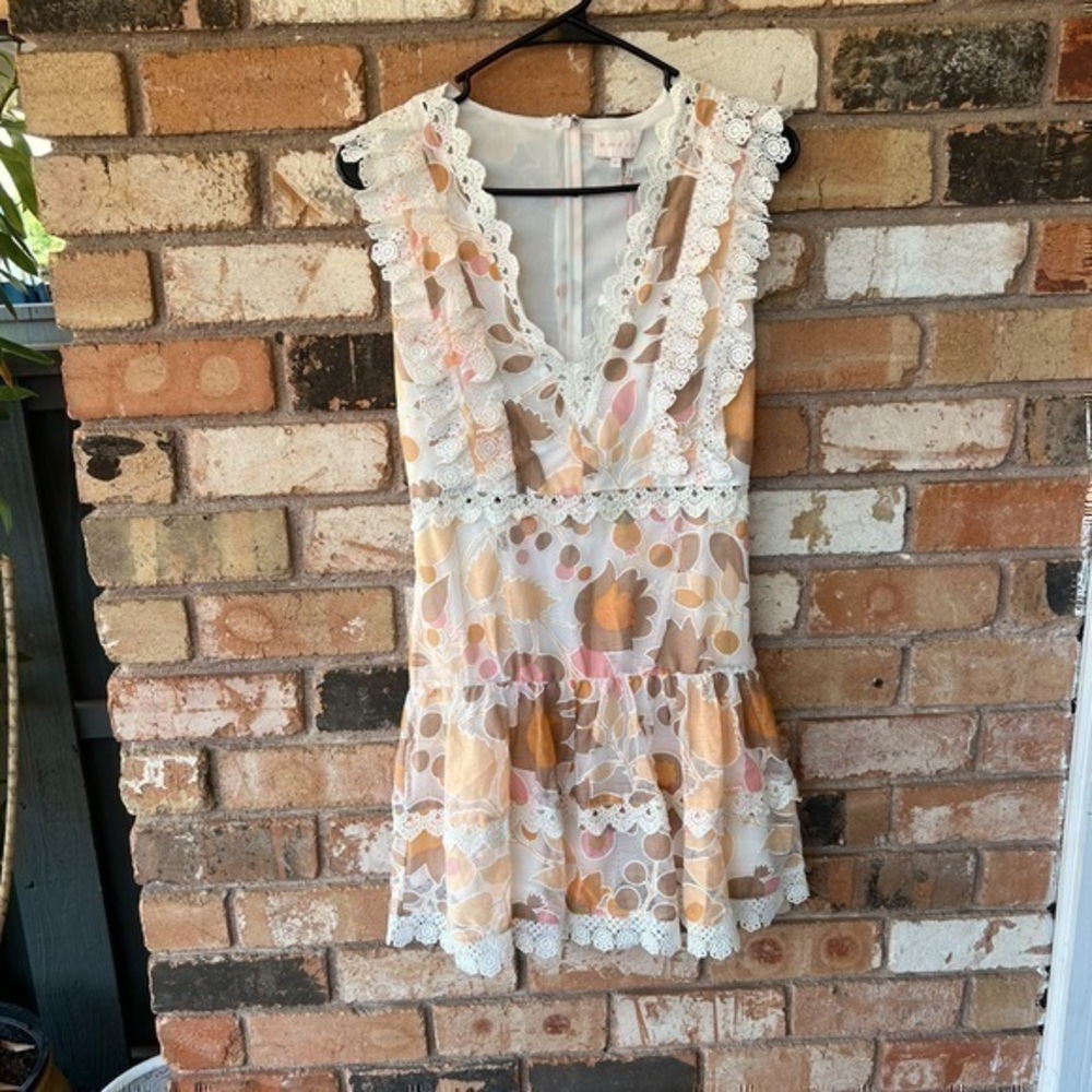 NWT Entro Lace Crochet Mini Dress